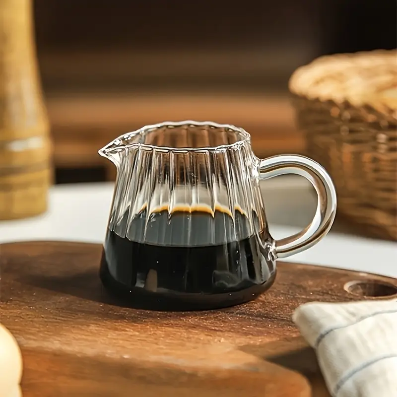 Borosilicate Glass Coffee Cup with Handle and Spout or Tea Ceremony Cup 300ml Borosilicate Glass Coffee Cup with Handle and Spout or Tea Ceremony Cup 300ml