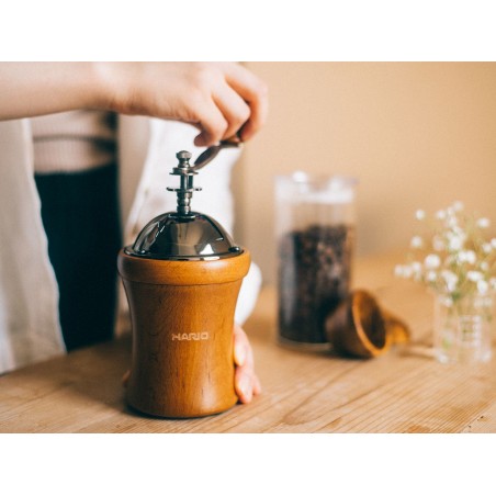 Hario Coffee Mill Dome- Manuālas kafijas dzirnaviņas